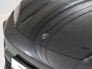 PORSCHE Macan Turbo Sport Chrono InnoDrive Massagesitze