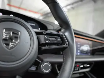 PORSCHE Macan Turbo Sport Chrono InnoDrive Massagesitze