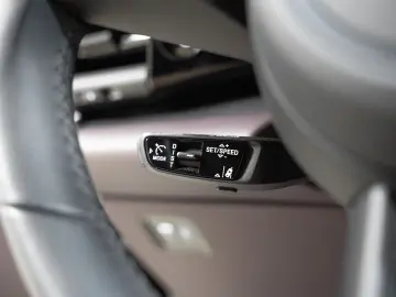 PORSCHE Macan Turbo Sport Chrono InnoDrive Massagesitze