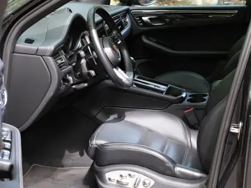 PORSCHE Macan S Luftfed. Pano AHK 18-Wege BOSE CAM ACC
