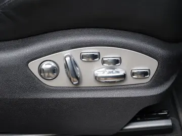 PORSCHE Macan S Luftfed. Pano AHK 18-Wege BOSE CAM ACC