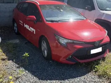 Toyota Corolla 1.8 HSD Business
