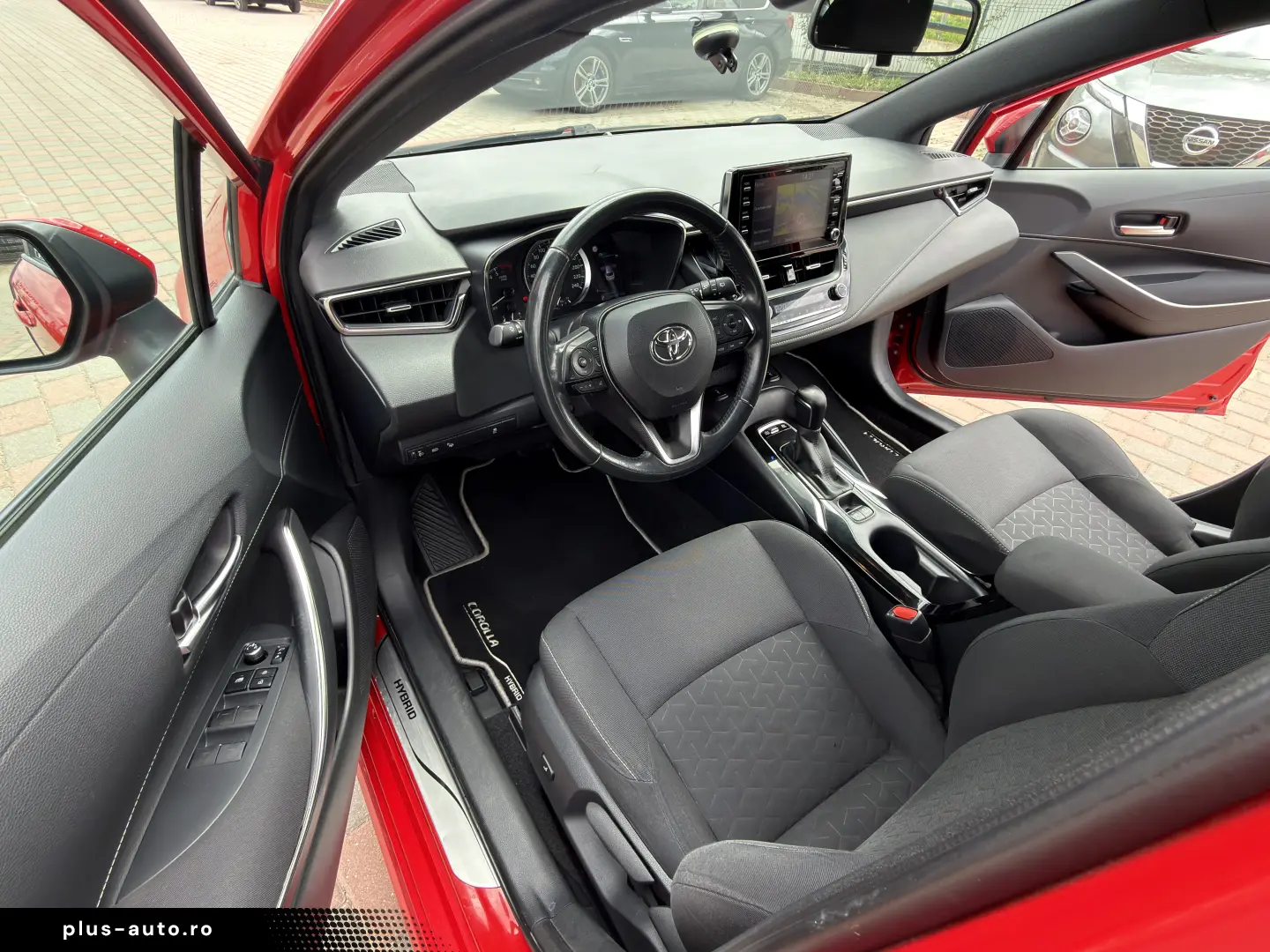 Toyota Corolla 1.8 HSD Business