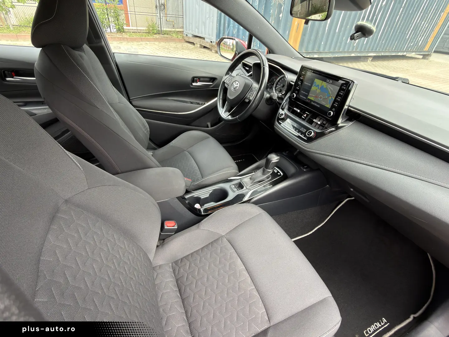 Toyota Corolla 1.8 HSD Business