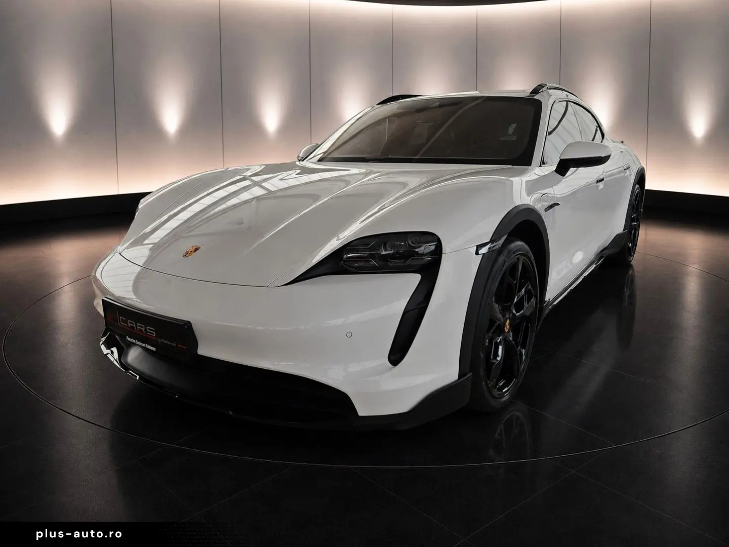 PORSCHE Taycan 4 CrossTurismo InnoDr 21  BeifDisp Matrix