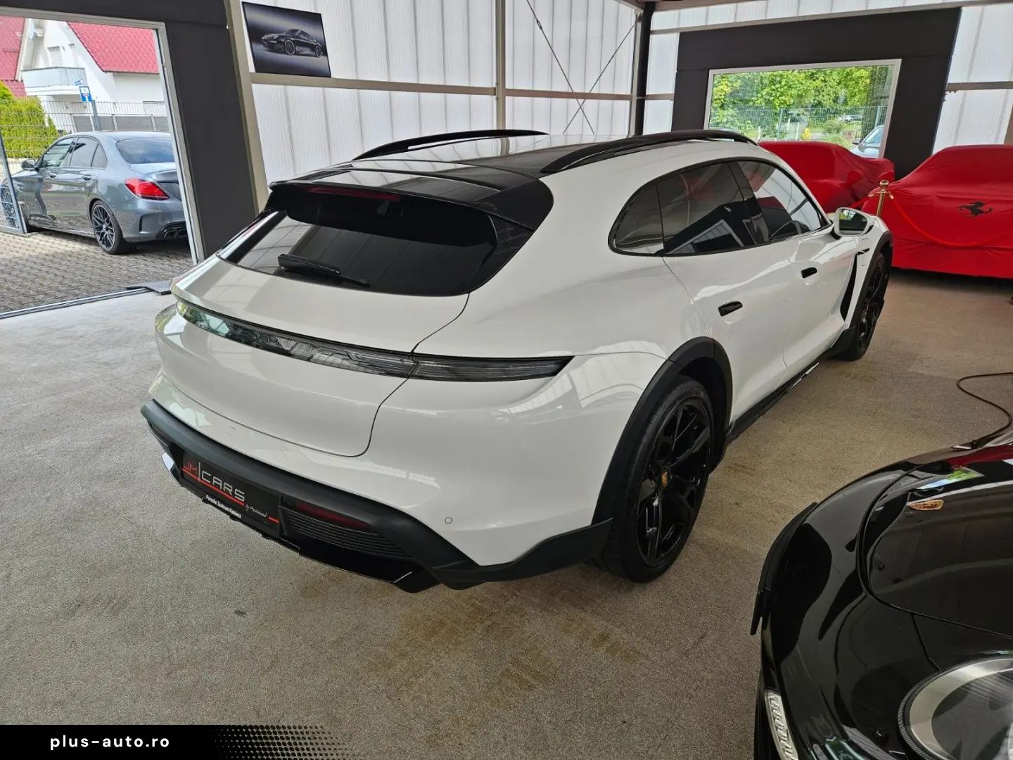 PORSCHE Taycan 4 CrossTurismo InnoDr 21  BeifDisp Matrix