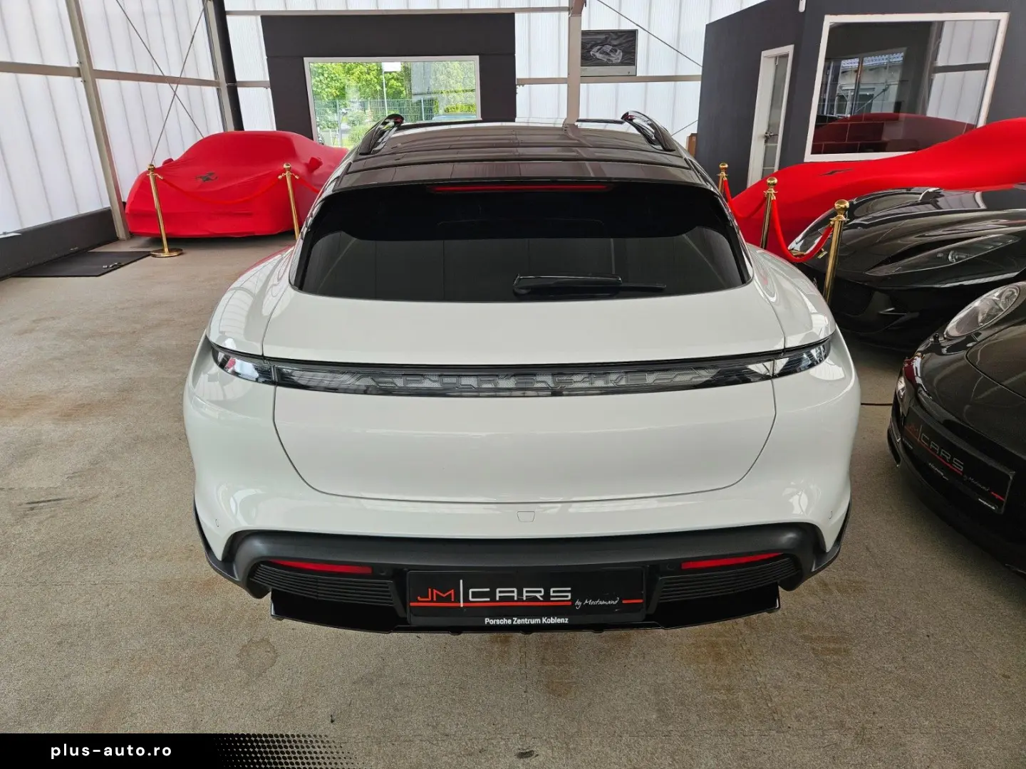 PORSCHE Taycan 4 CrossTurismo InnoDr 21  BeifDisp Matrix