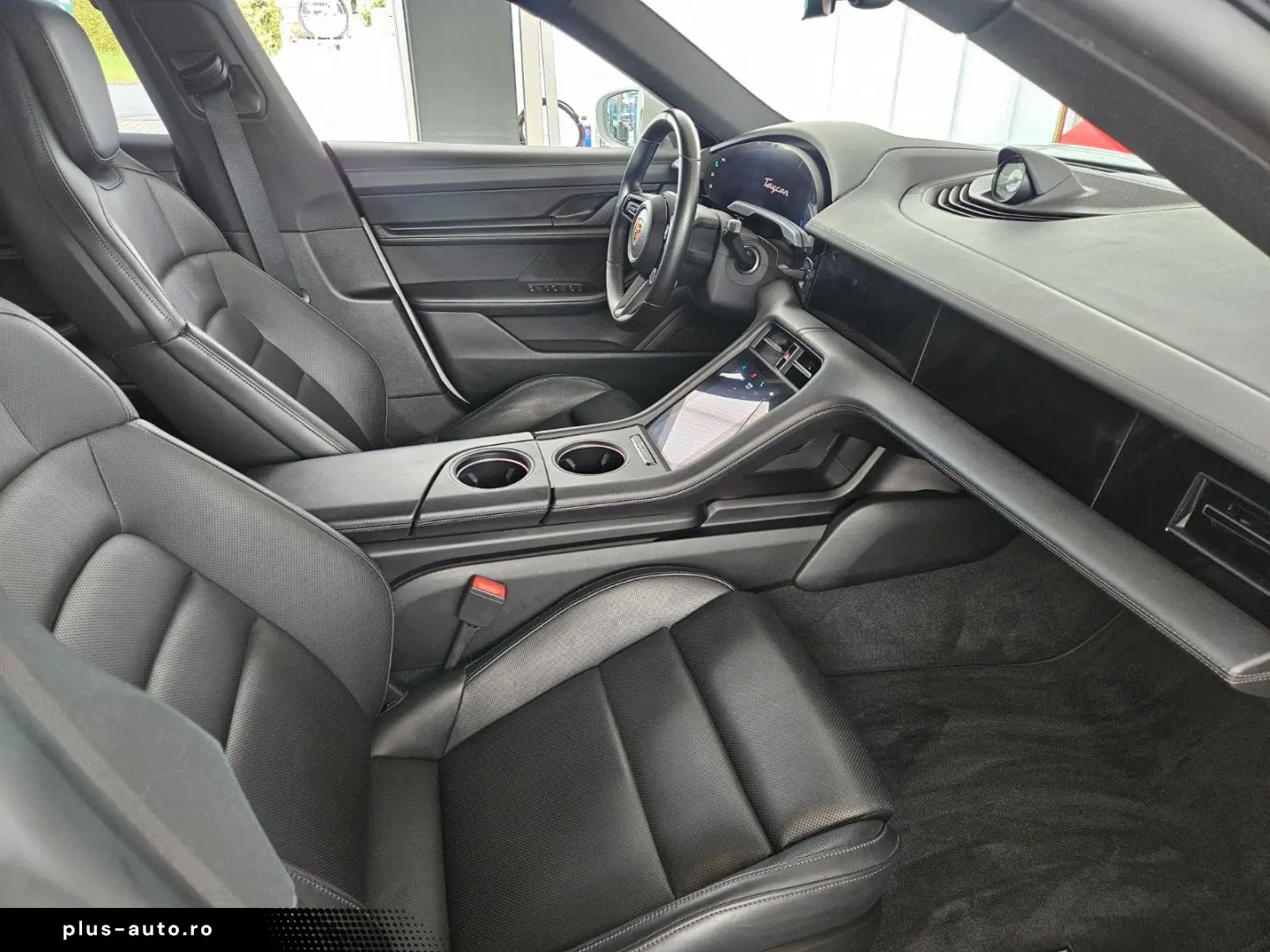 PORSCHE Taycan 4 CrossTurismo InnoDr 21  BeifDisp Matrix