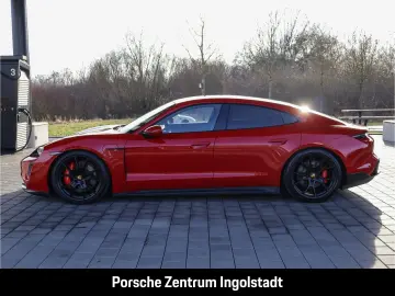 PORSCHE Taycan GTS Panorama Beifahrerdisplay Wärmepumpe