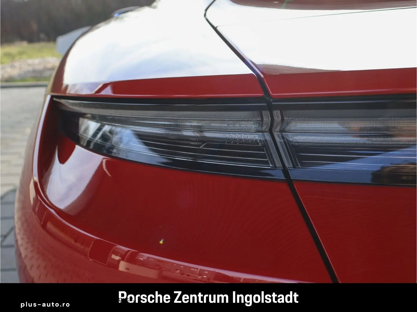PORSCHE Taycan GTS Panorama Beifahrerdisplay Wärmepumpe