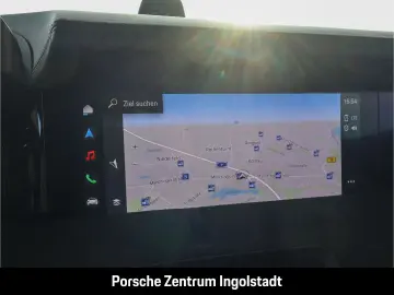 PORSCHE Taycan GTS Panorama Beifahrerdisplay Wärmepumpe