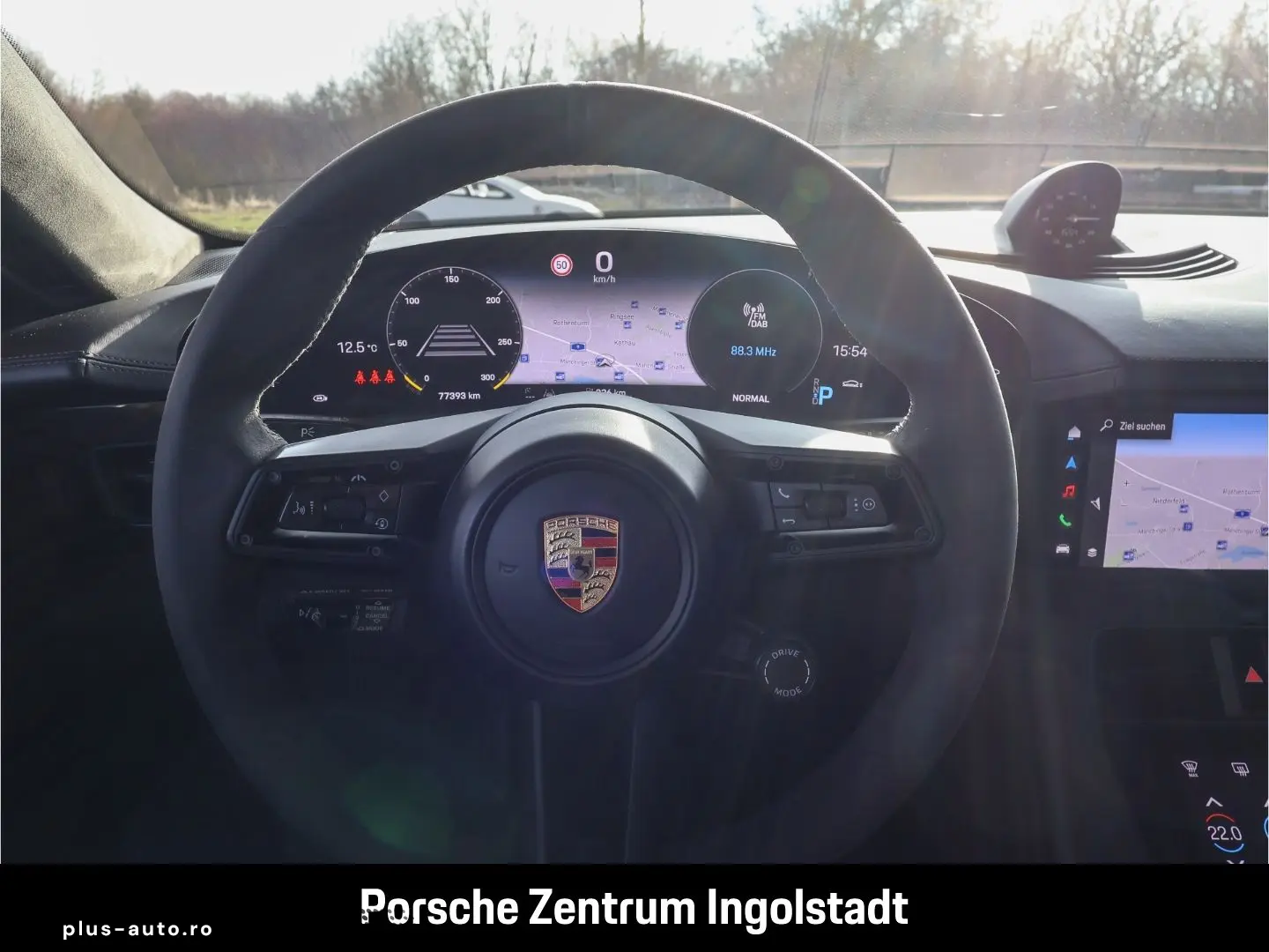 PORSCHE Taycan GTS Panorama Beifahrerdisplay Wärmepumpe