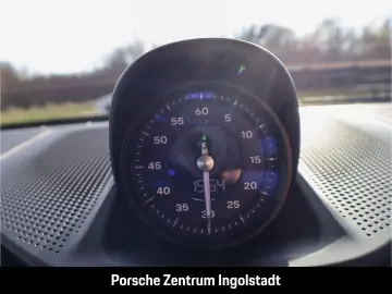 PORSCHE Taycan GTS Panorama Beifahrerdisplay Wärmepumpe