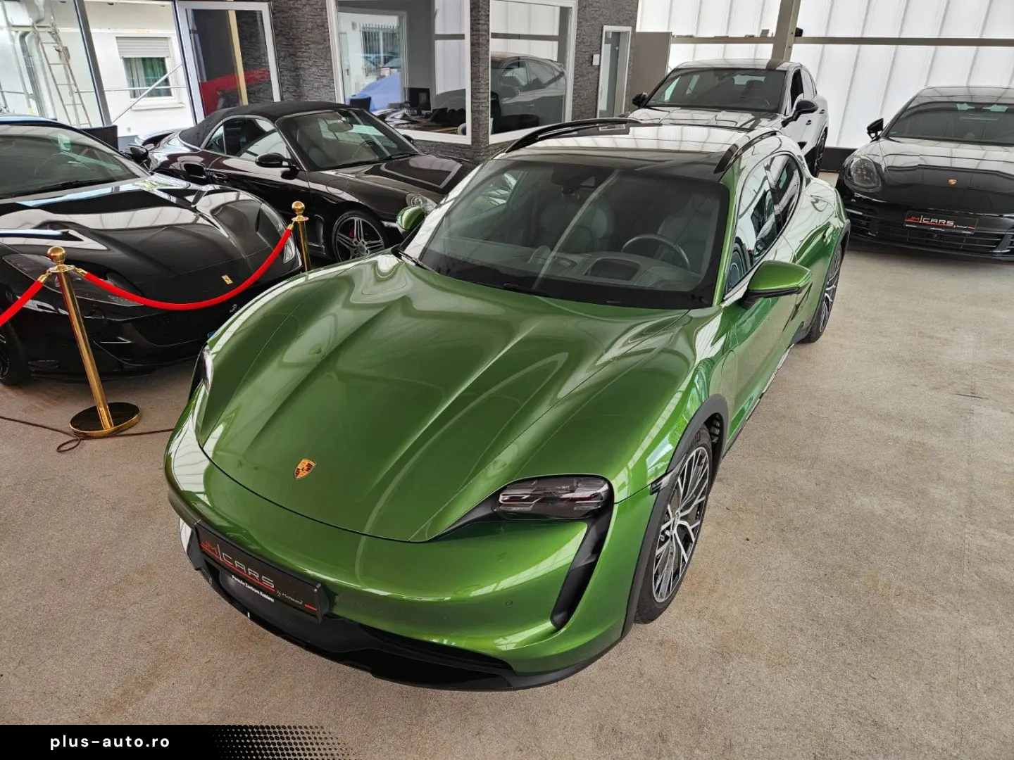 PORSCHE Taycan 4 CrossTurismo InnoD 360  Pano Headup 18W