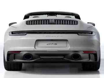 PORSCHE 911 Carrera GTS