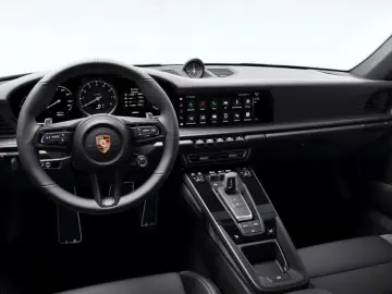 PORSCHE 911 Carrera GTS