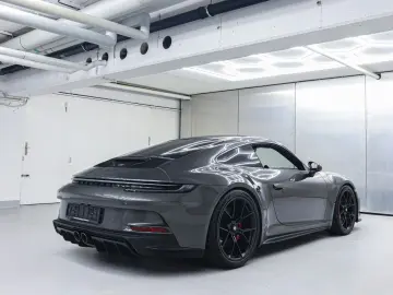 PORSCHE 992 GT3 Touring Lift Carbon Seats Matrix Bose