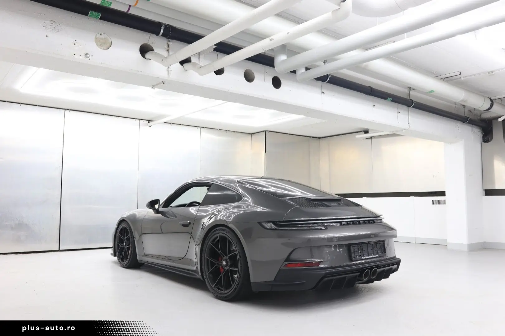 PORSCHE 992 GT3 Touring Lift Carbon Seats Matrix Bose
