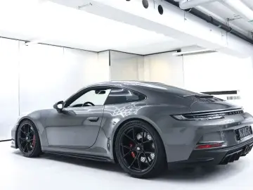 PORSCHE 992 GT3 Touring Lift Carbon Seats Matrix Bose