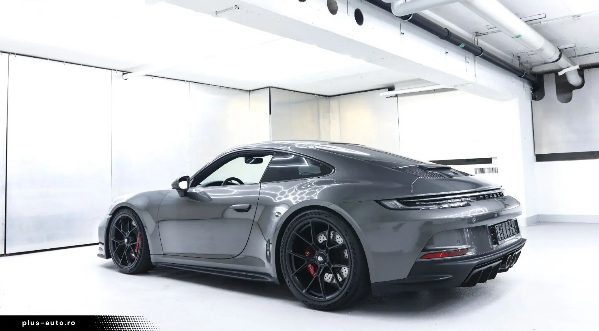 PORSCHE 992 GT3 Touring Lift Carbon Seats Matrix Bose