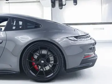 PORSCHE 992 GT3 Touring Lift Carbon Seats Matrix Bose
