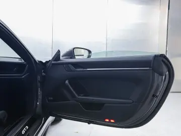 PORSCHE 992 GT3 Touring Lift Carbon Seats Matrix Bose