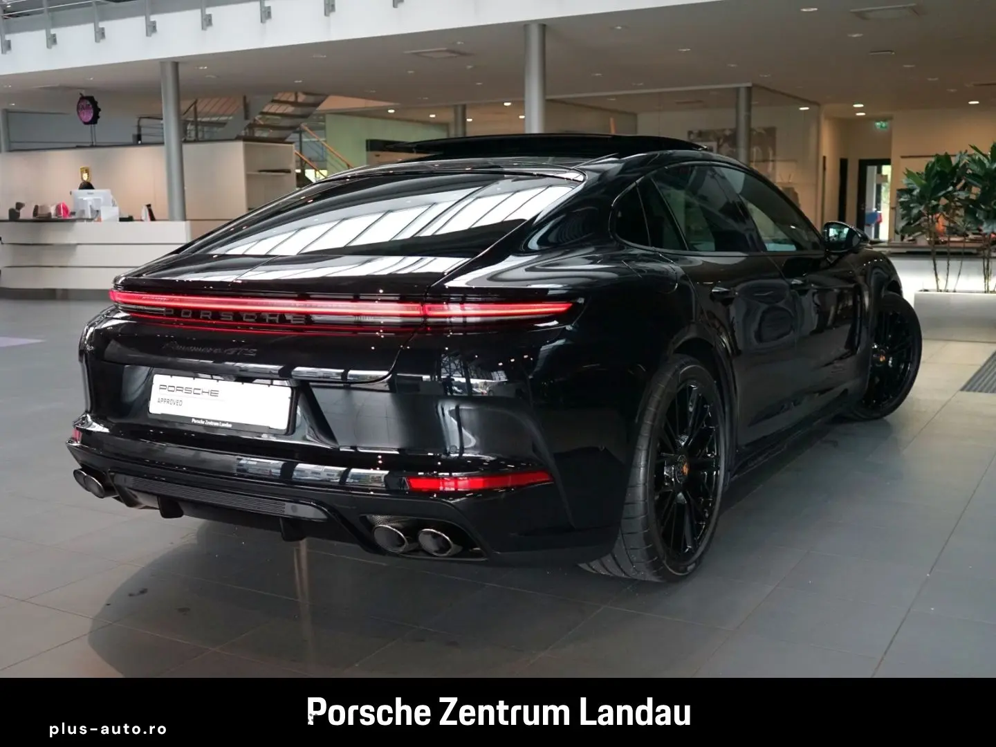 PORSCHE Panamera GTS Burmester Sport-Chrono Sportabgas