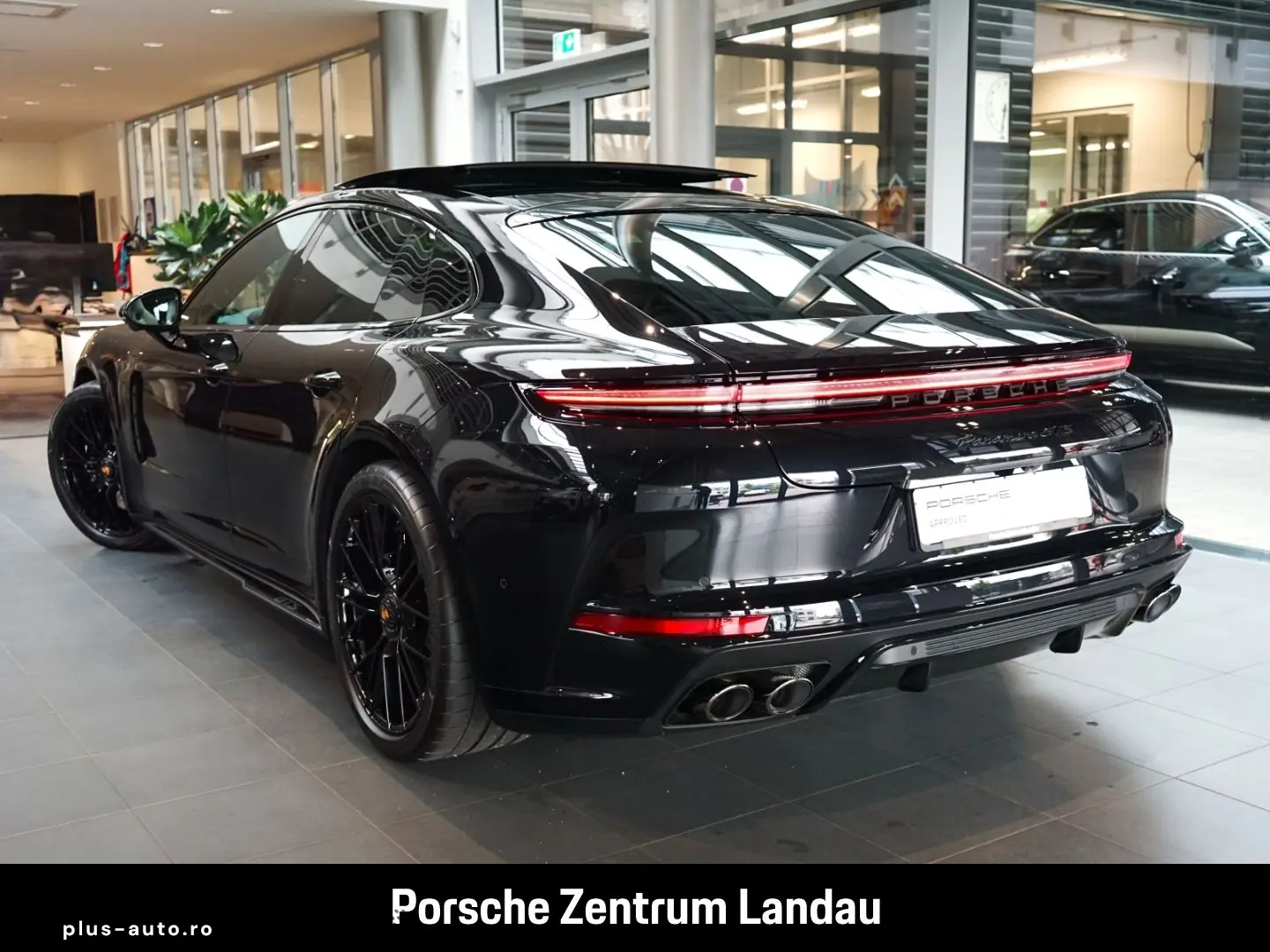 PORSCHE Panamera GTS Burmester Sport-Chrono Sportabgas