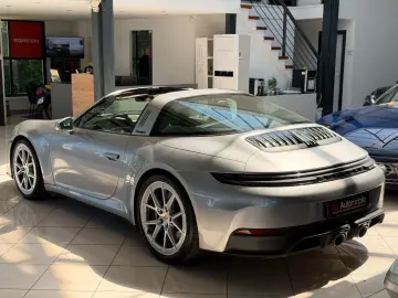 PORSCHE 911 Targa 4 GTS T-Hybrid LIFT BOSE