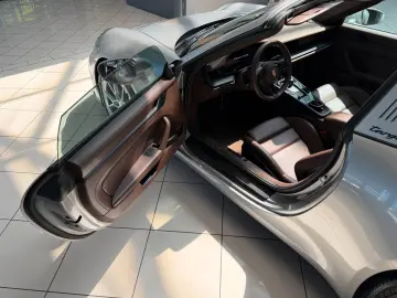 PORSCHE 911 Targa 4 GTS T-Hybrid LIFT BOSE