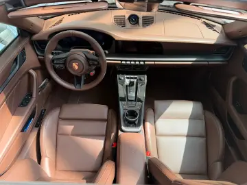 PORSCHE 911 Targa 4 GTS T-Hybrid LIFT BOSE