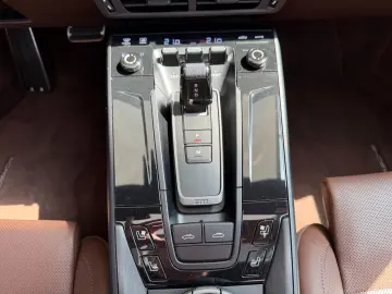 PORSCHE 911 Targa 4 GTS T-Hybrid LIFT BOSE
