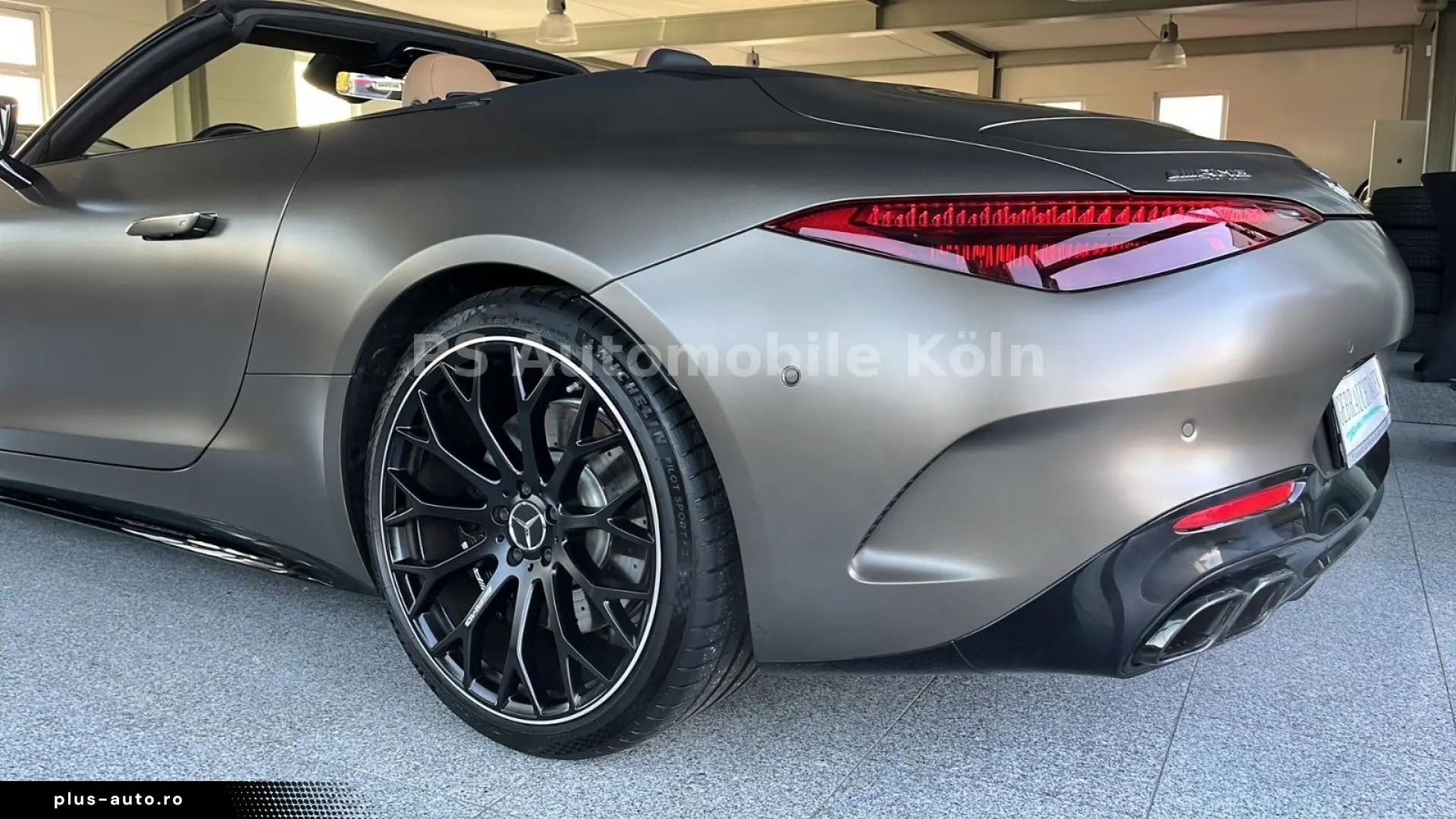 MERCEDES-BENZ AMG SL55 4M