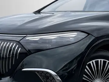MERCEDES-BENZ EQS 680 SUV Maybach First-Class