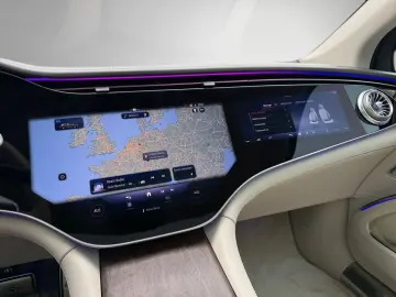MERCEDES-BENZ EQS 680 SUV Maybach First-Class