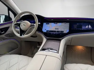 MERCEDES-BENZ EQS 680 SUV Maybach First-Class