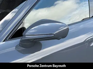 PORSCHE Taycan GTS