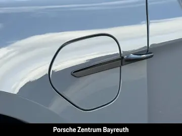 PORSCHE Taycan GTS