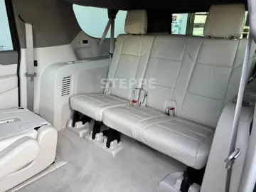 Cadillac Escalade FACELIFT MY26 6.2 V8 ESV Sport Platin