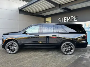 Cadillac Escalade FACELIFT MY26 6.2 V8 ESV Sport Platin