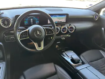 Mercedes-Benz A-250