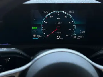 Mercedes-Benz A-250