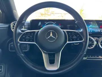 Mercedes-Benz A-250