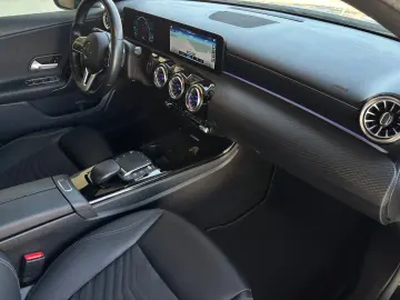 Mercedes-Benz A-250
