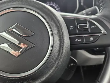 Suzuki Swift Hybrid 1.2 Dualjet 80CP MHEV Passion
