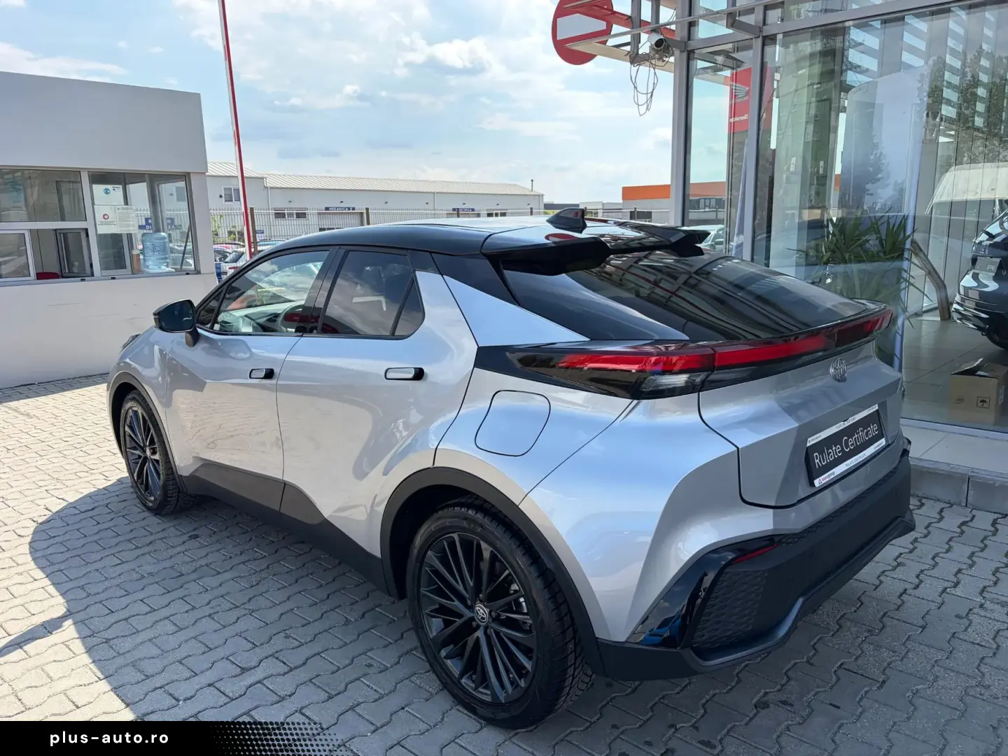 TOYOTA C-HR  Executive 1.8 HEV   Car No. 152