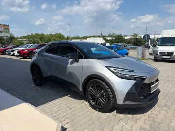 TOYOTA C-HR  Executive 1.8 HEV   Car No. 152