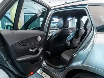 Mercedes-Benz GLC 250d 4MATIC AMG Line