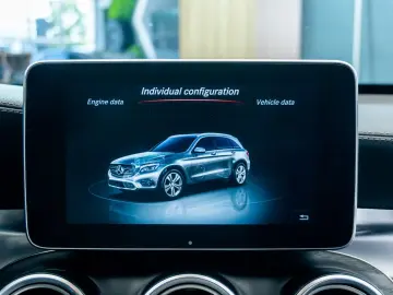 Mercedes-Benz GLC 250d 4MATIC AMG Line