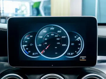 Mercedes-Benz GLC 250d 4MATIC AMG Line